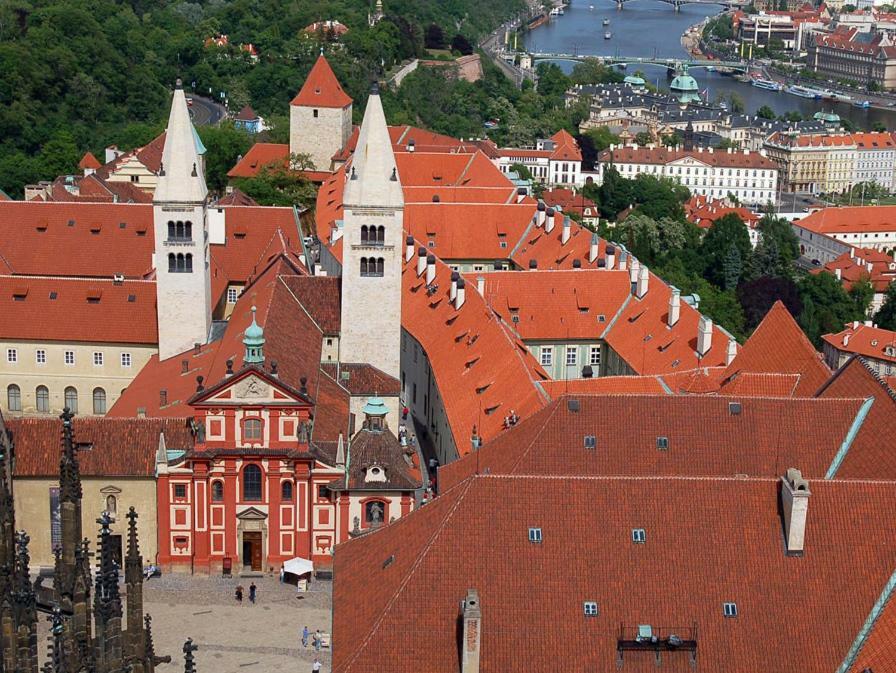 Apartmán Prostorný 3 Pokojový S Dvěma Terasami